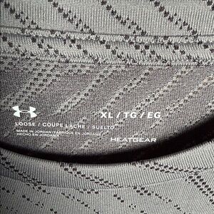 Under Armour Gray Patterned HeatGear Top